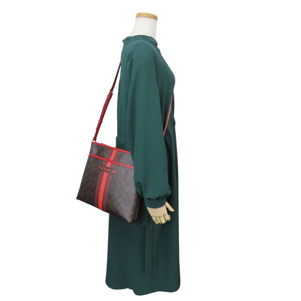 コーチ シグネチャー PVC ショルダーバッグ