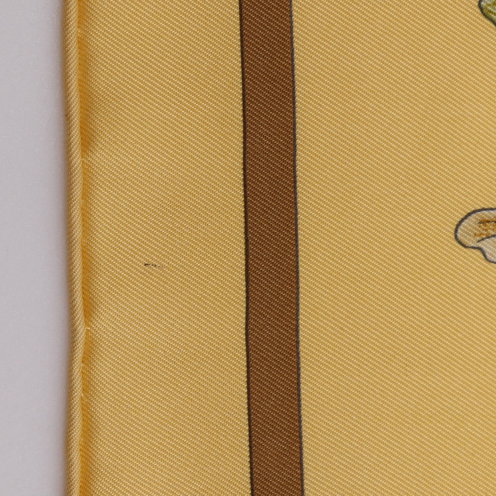 エルメス カレ90 CASSE NOISETTE シルクスカーフ