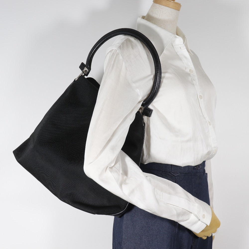サルヴァトーレ フェラガモ ガンチーニ ショルダーバッグ