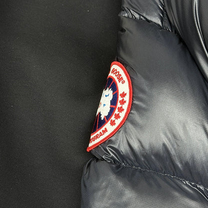 カナダグース Crofton Puffer ナイロンダウンジャケット