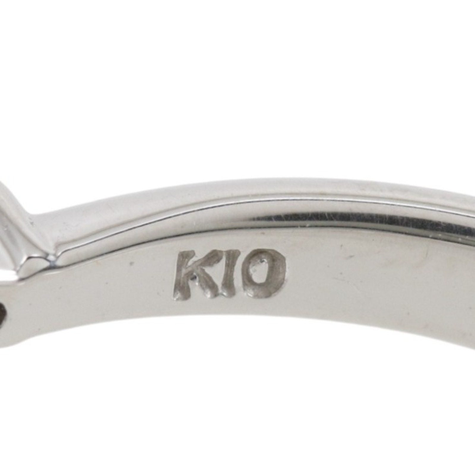 K10ホワイトゴールドダイヤモンドリング