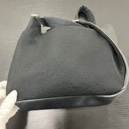 プラダ レザーナイロンショルダーバッグ