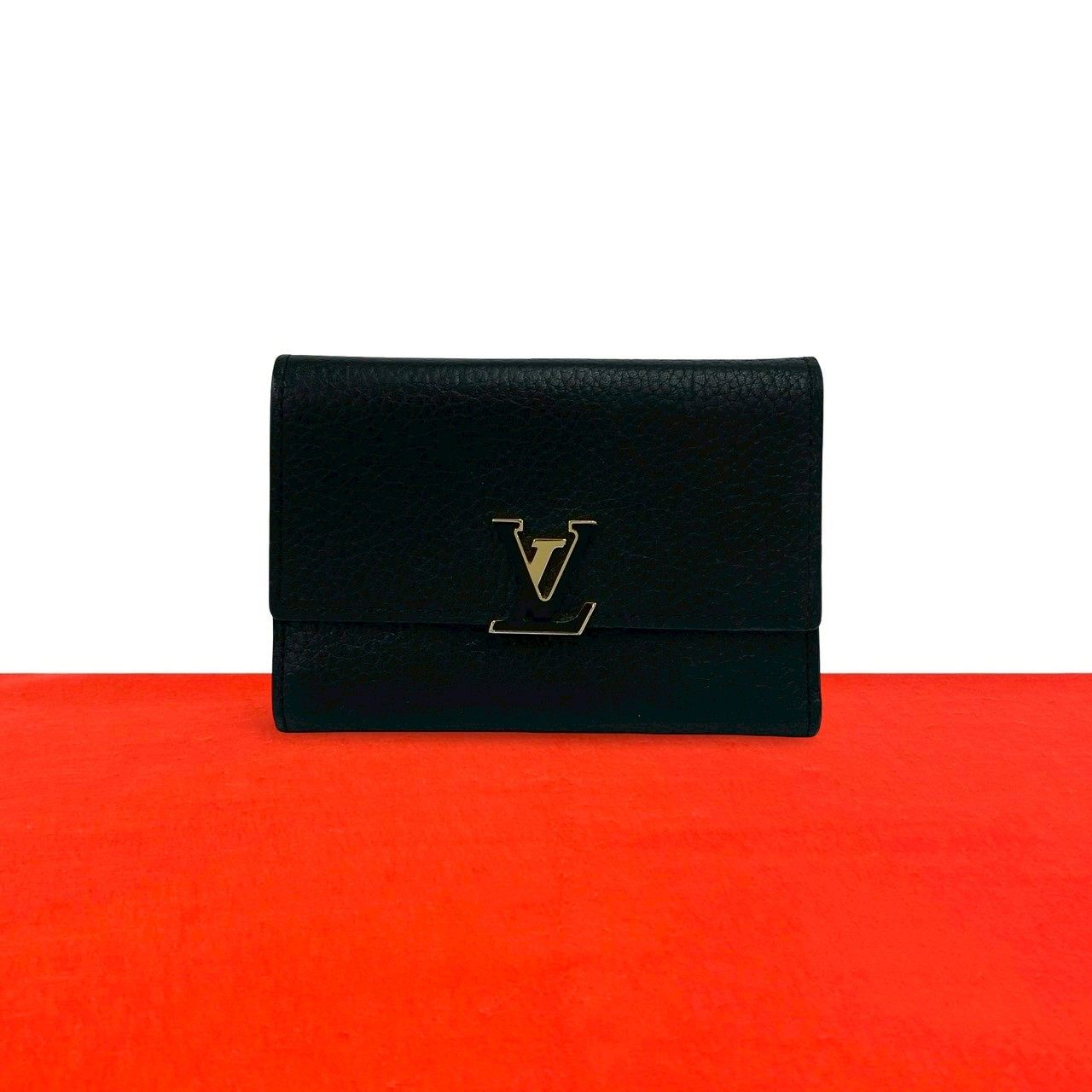 ルイヴィトン ポルトフォイユカプシーヌ レザー三つ折り財布