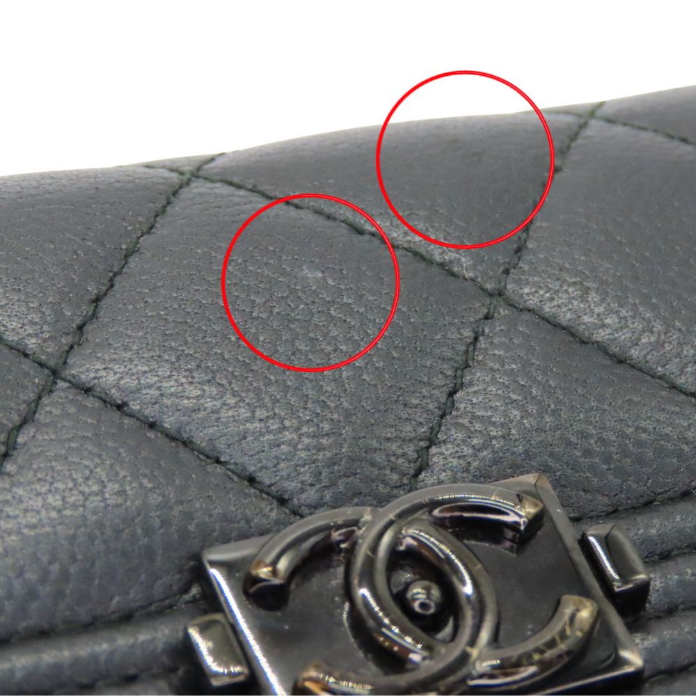シャネル ボーイ シャネル キャビア ロング財布