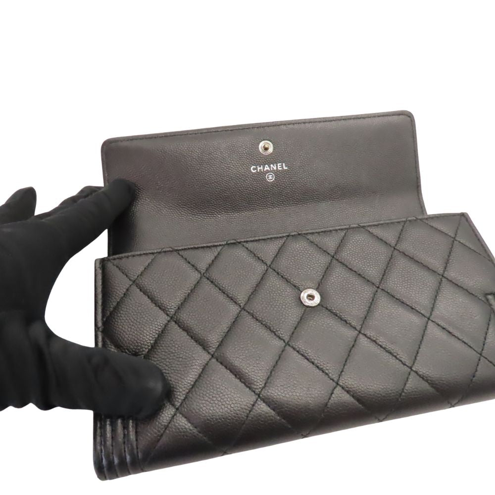 シャネル ボーイ シャネル キャビア ロング財布
