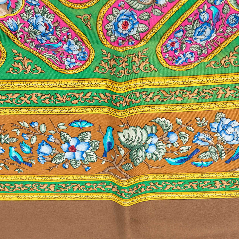 エルメス QALAMDAN シルクスカーフ