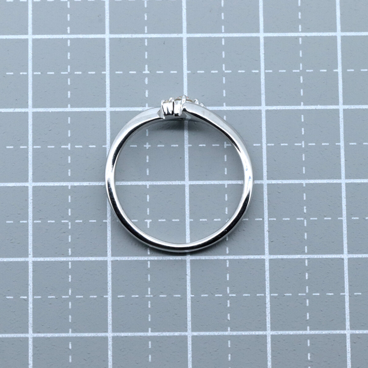 4℃ K18WG ダイヤモンド リング