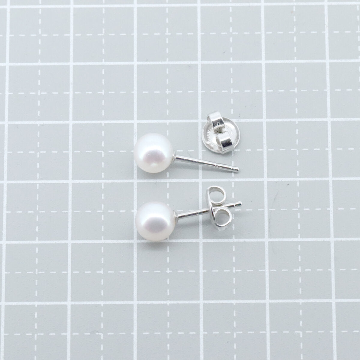 ミキモト パール K18WG ピアス