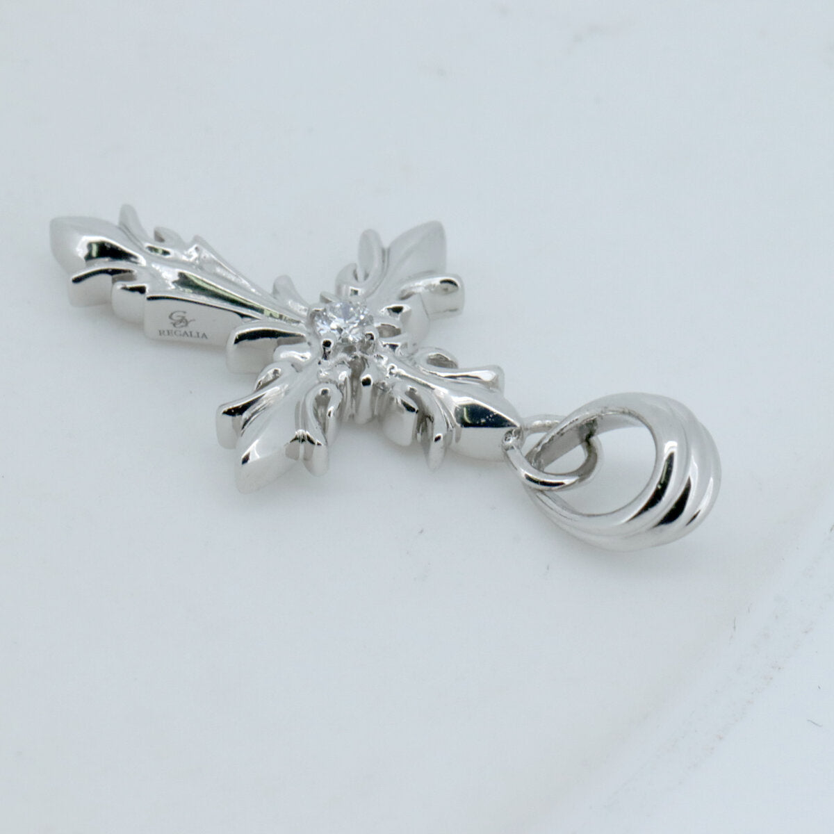 ユキザキ レガリア Pt900 ダイヤモンド ペンダント