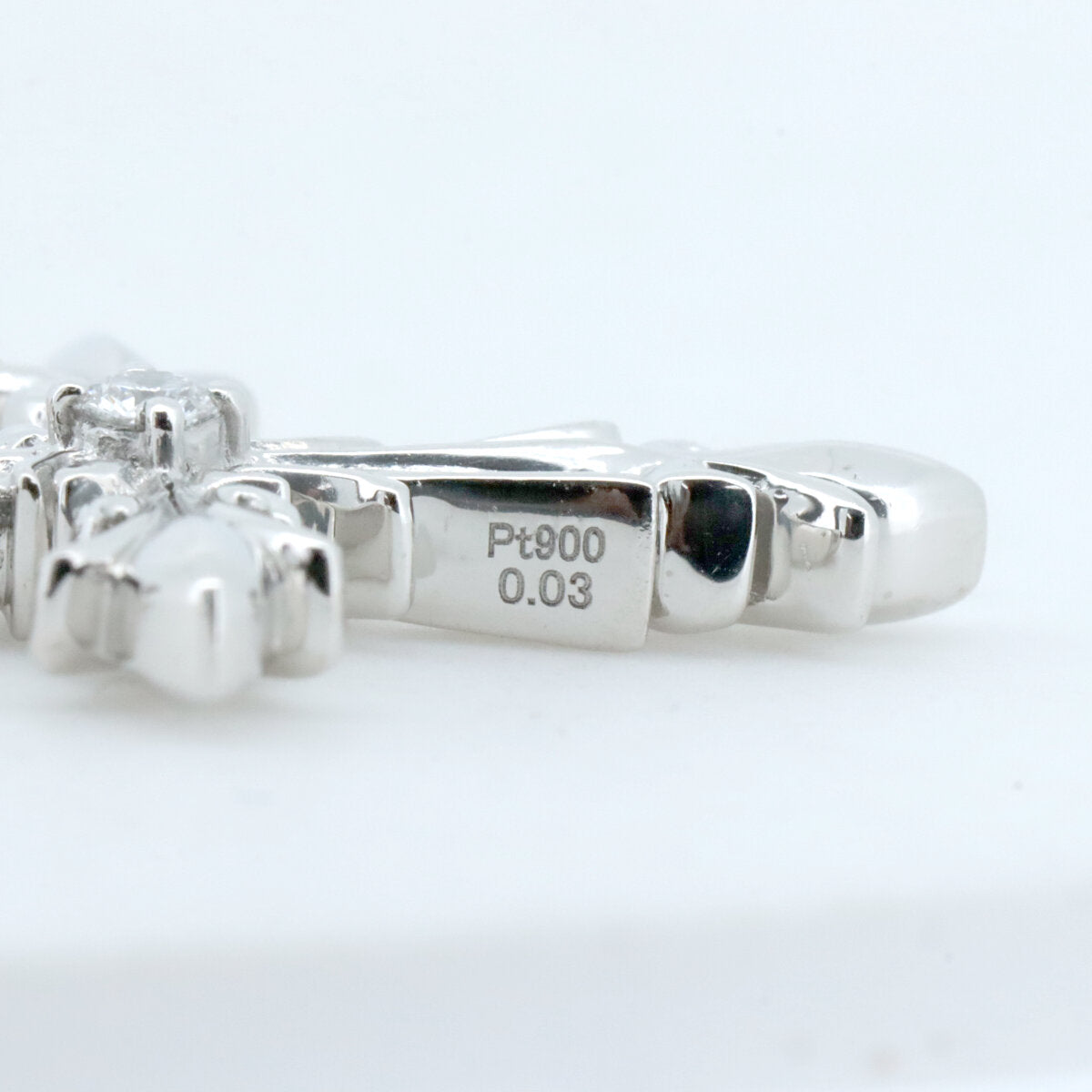 ユキザキ レガリア Pt900 ダイヤモンド ペンダント