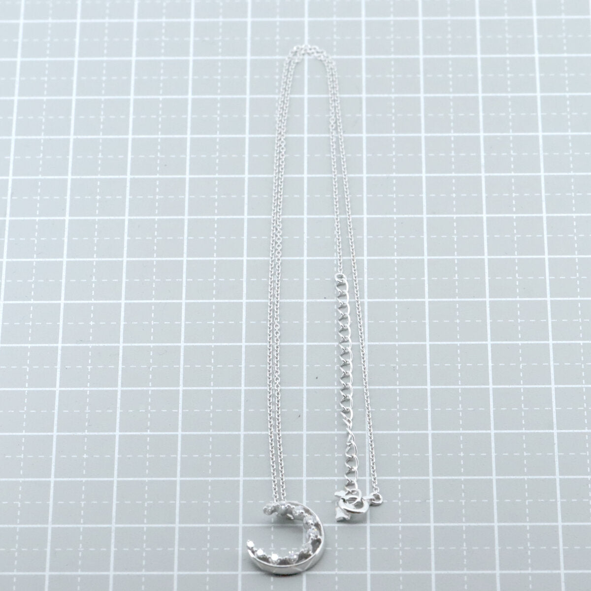 スタージュエリー ムーンモチーフ K18WG ダイヤモンド ネックレス