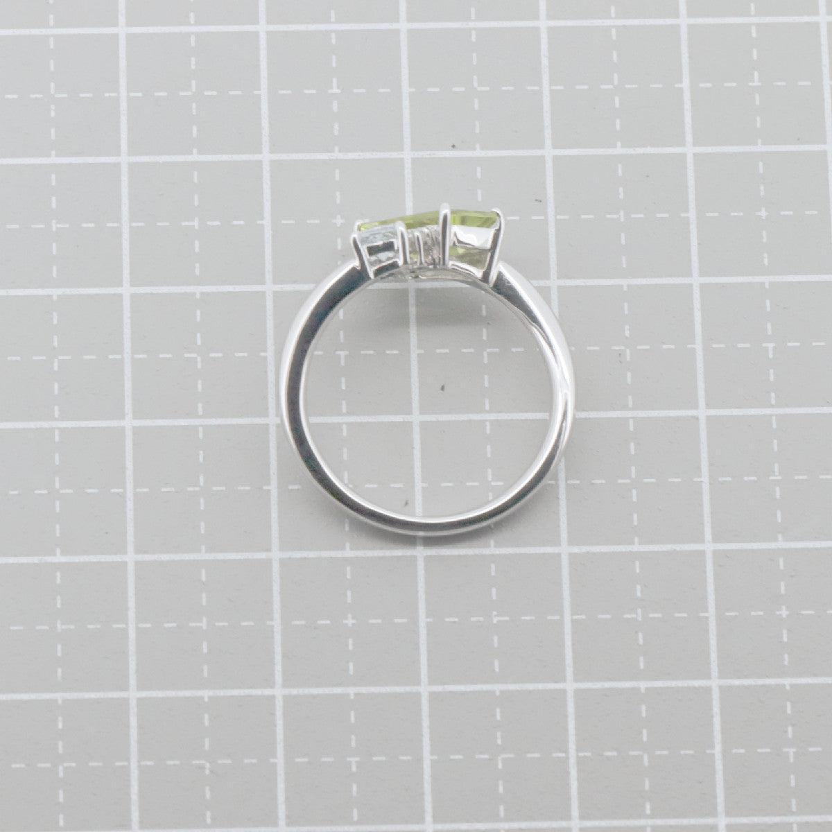 ムーンシュタイナー Au750 ペリドット アクアマリン ダイヤモンド リング