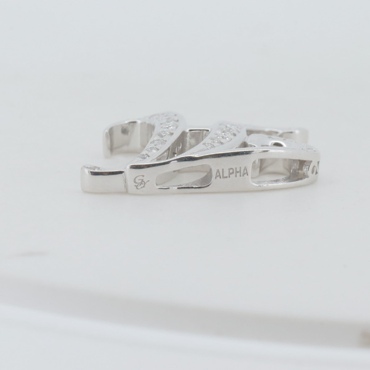 ユキザキ アルファ Au750 ダイヤモンドペンダント