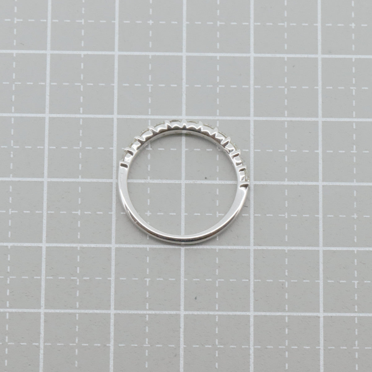 ヨンドシー Pt950 ダイヤモンドハーフエタニティリング