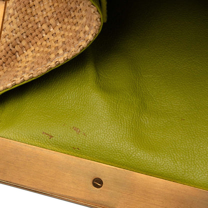 プラダ トライアングル ロゴ プレート ストロー ショルダー バッグ