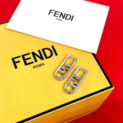 フェンディ オーロック ピアス アクセサリー