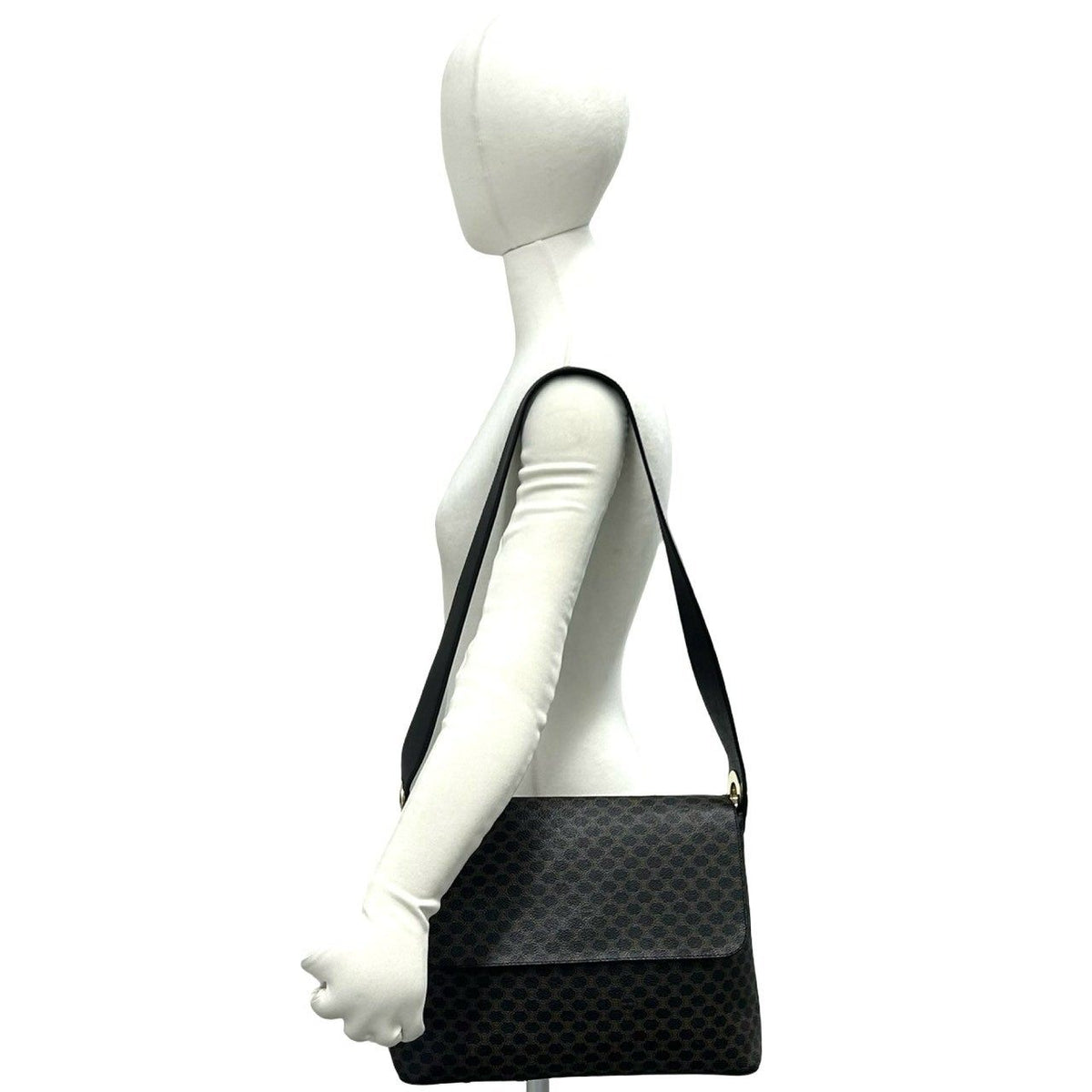 セリーヌ トリオンフ PVC レザー ショルダーバッグ