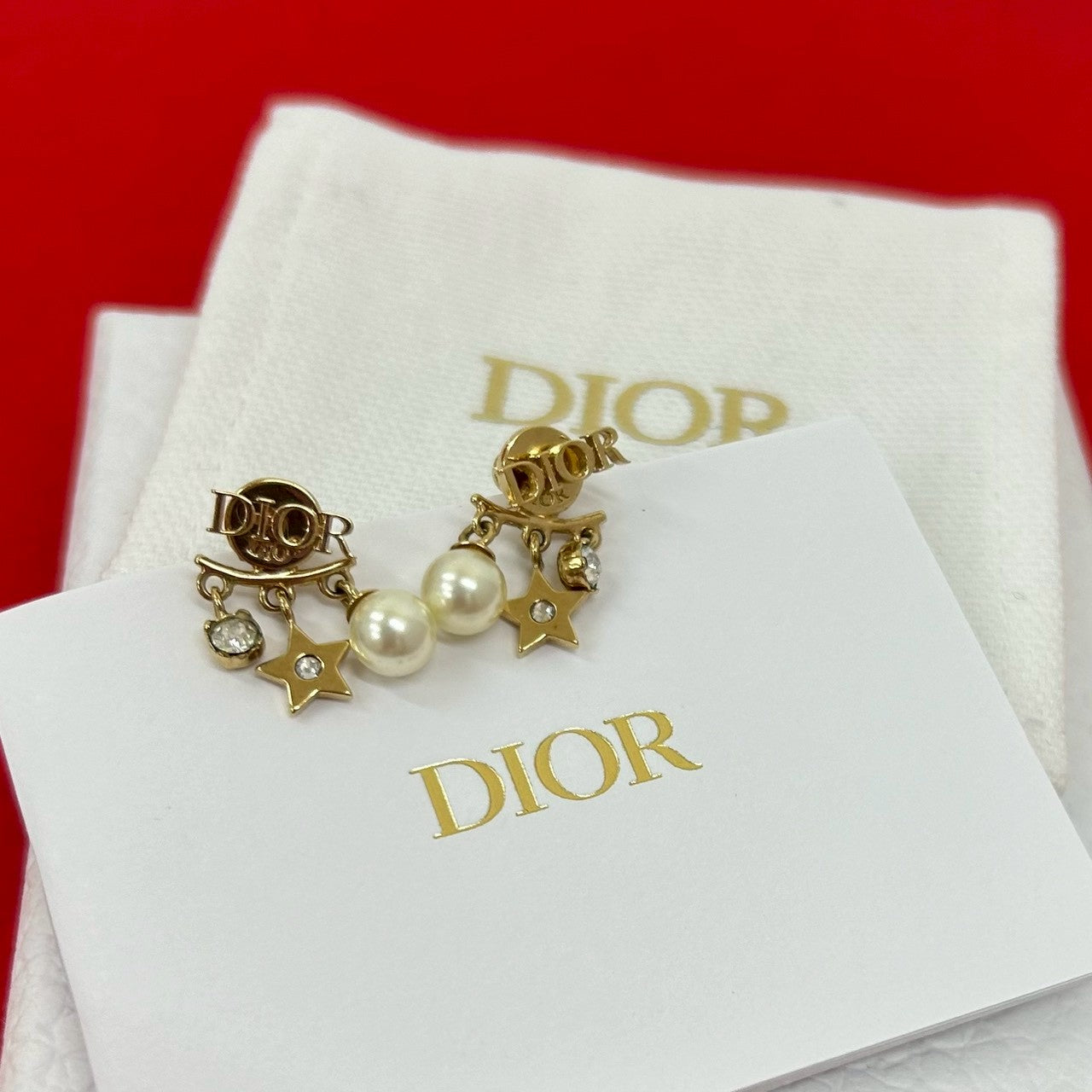 クリスチャン ディオール ディオール エヴォリューション パール ピアス
