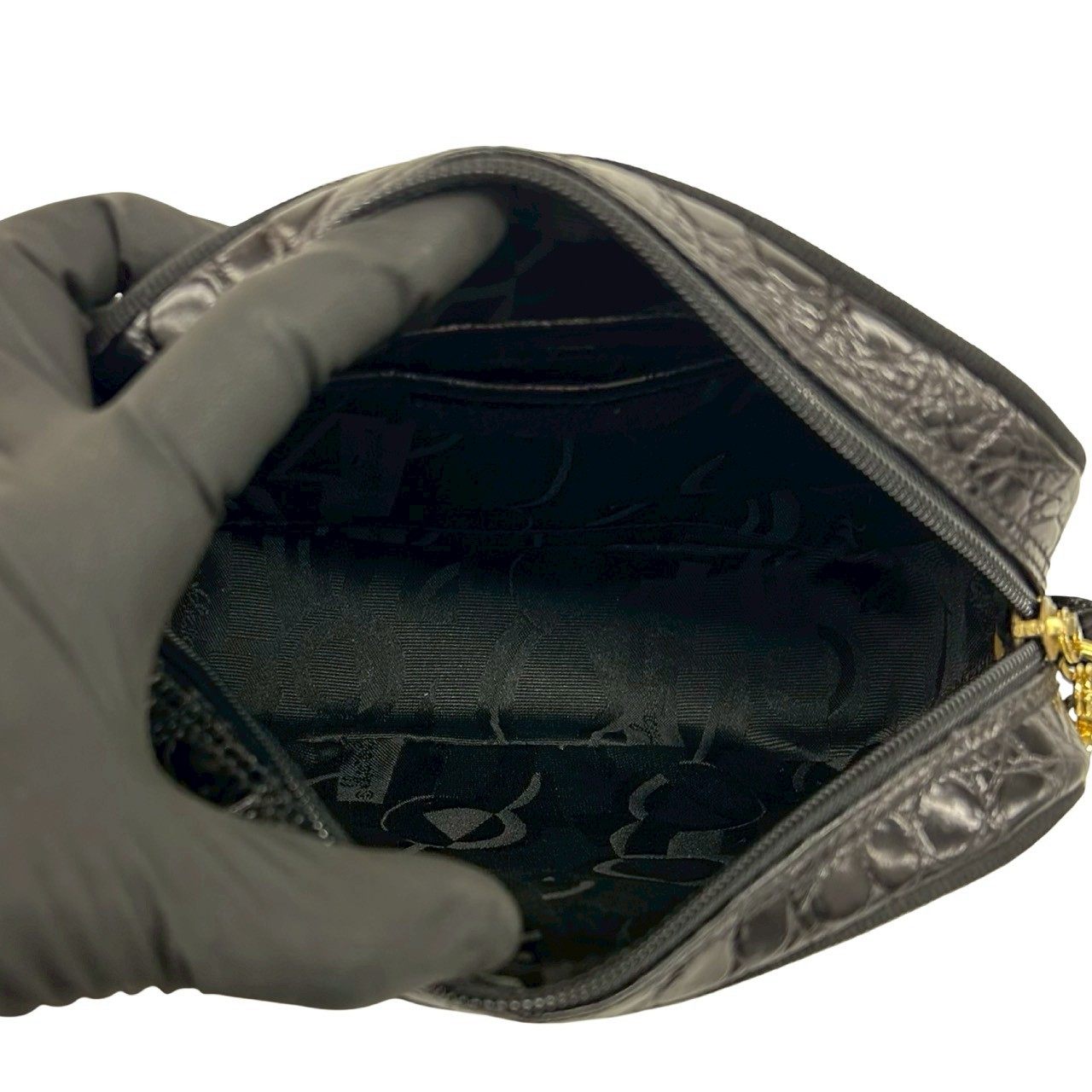 サルヴァトーレ フェラガモ レザーショルダーバッグ