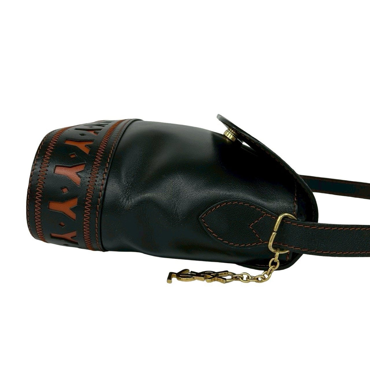 イヴサンローラン レザーショルダーバッグ