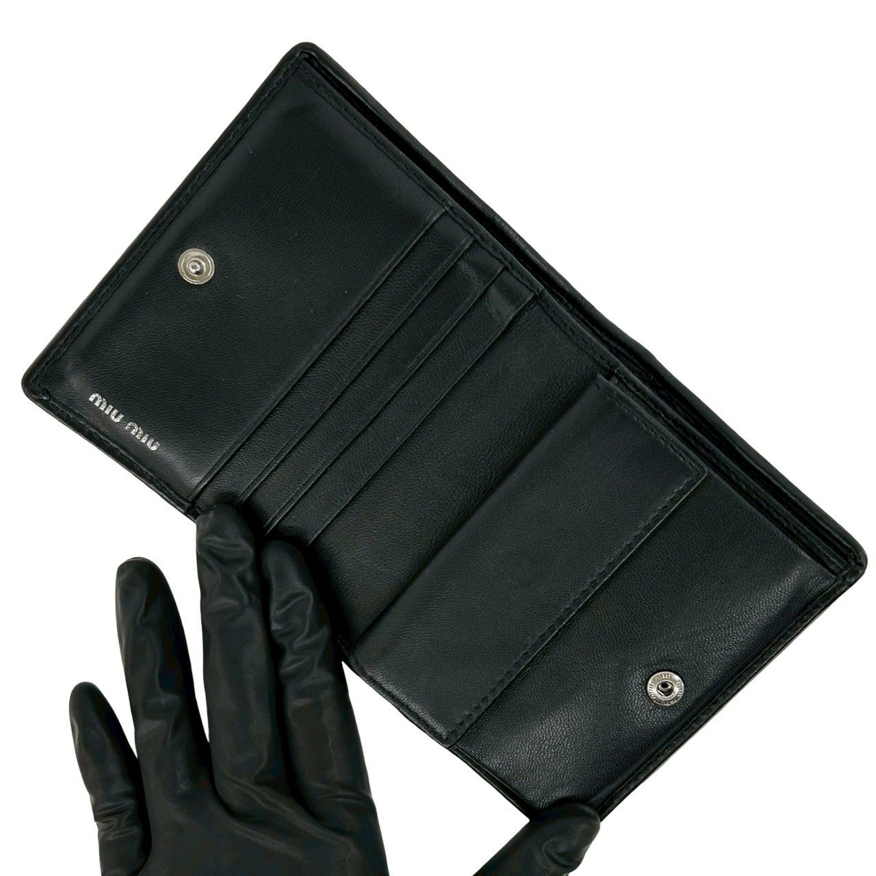 ミュウミュウ レザー二つ折り財布