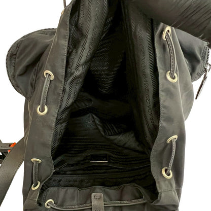 プラダ ナイロン サフィアーノレザー バックパック