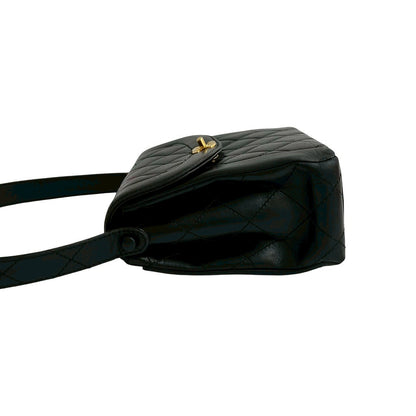 シャネル ダイアナ フラップ ラムスキン ショルダーバッグ