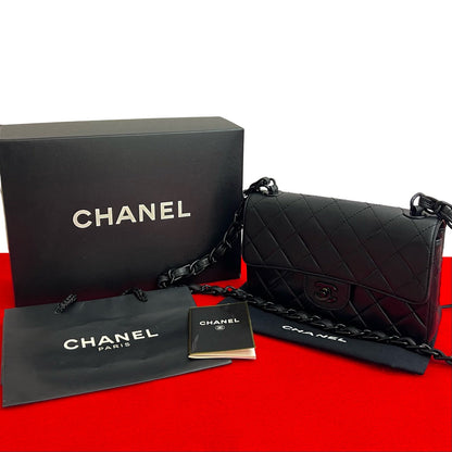 シャネル マトラッセ ラムスキン ショルダーバッグ