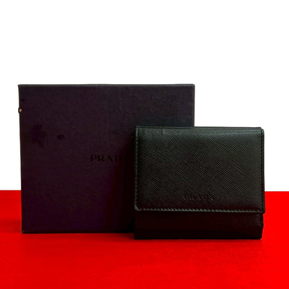 プラダ サフィアーノレザー三つ折り財布