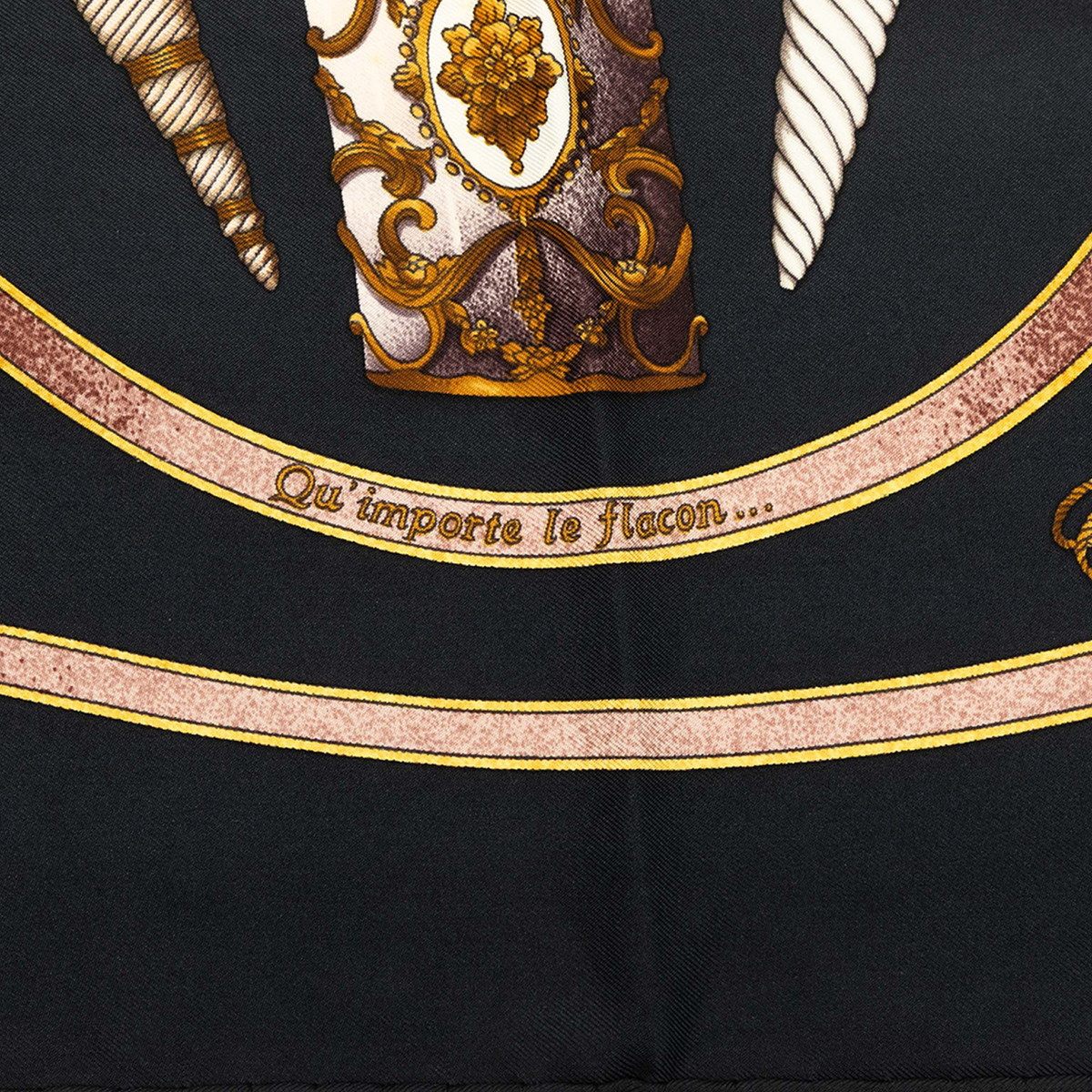 エルメス Quimporte le flacon シルクカレ90