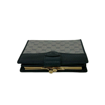 グッチ レザー 二つ折り財布