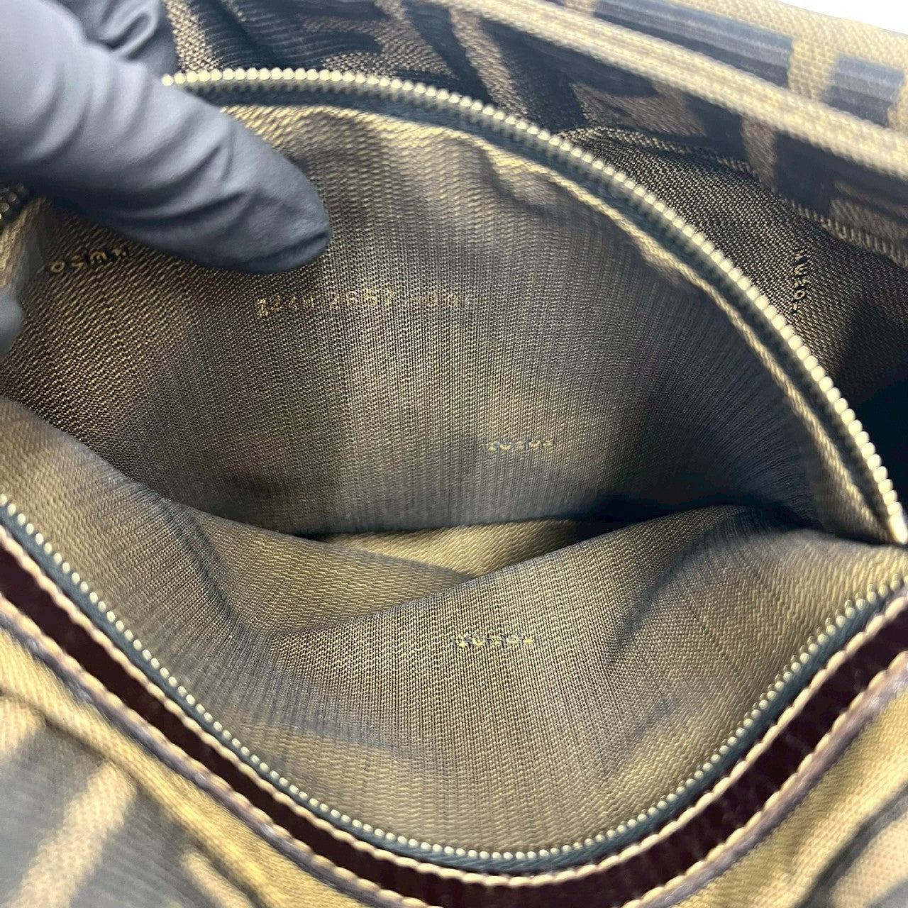フェンディ ズッカ キャンバス レザー ハンドバッグ