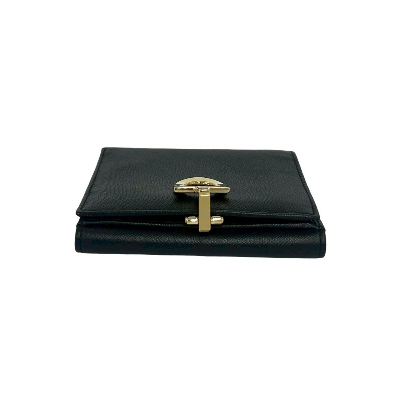 サルヴァトーレ フェラガモ レザー二つ折り財布