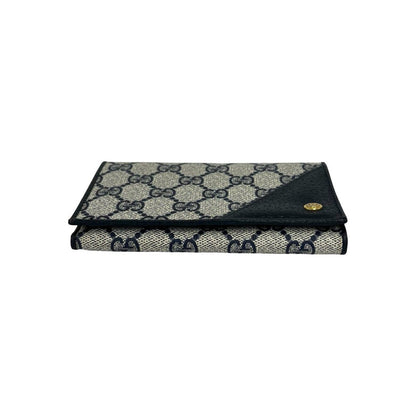 グッチ レザー二つ折り財布