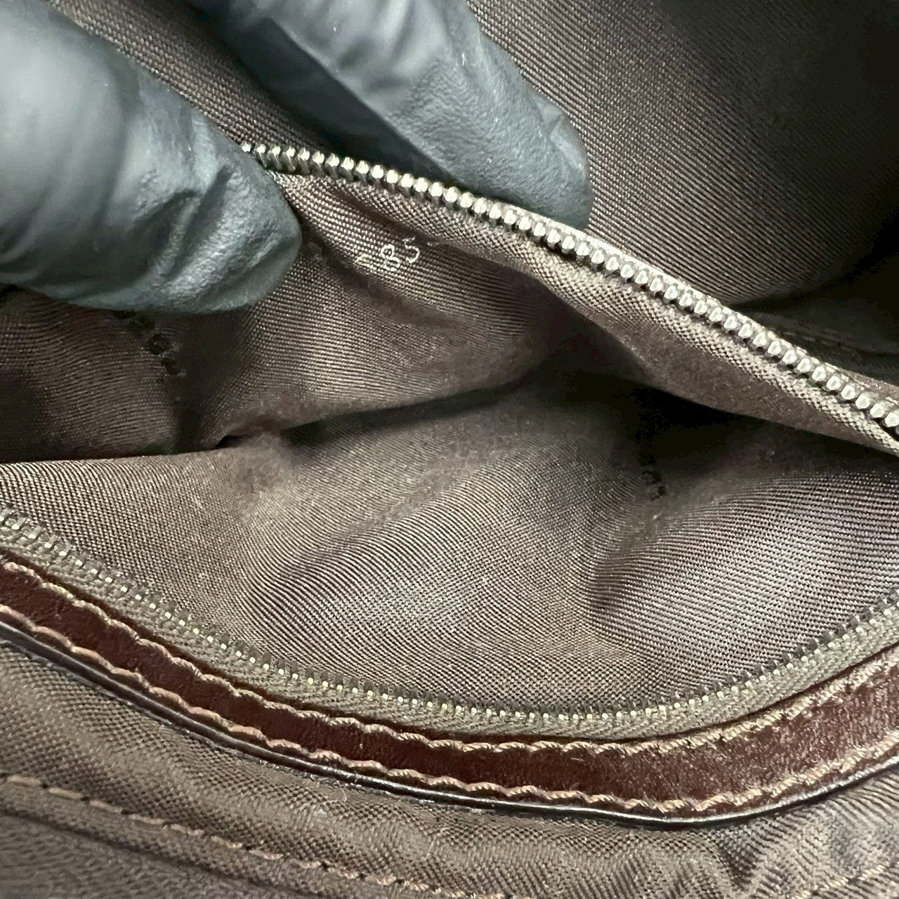 フェンディ キャンバス レザー ショルダーバッグ