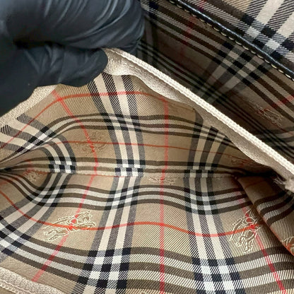 バーバリー レザートートバッグ
