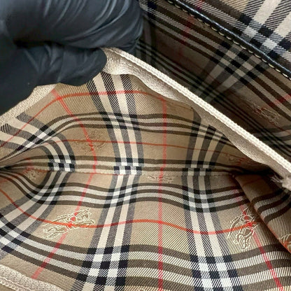 バーバリー レザートートバッグ