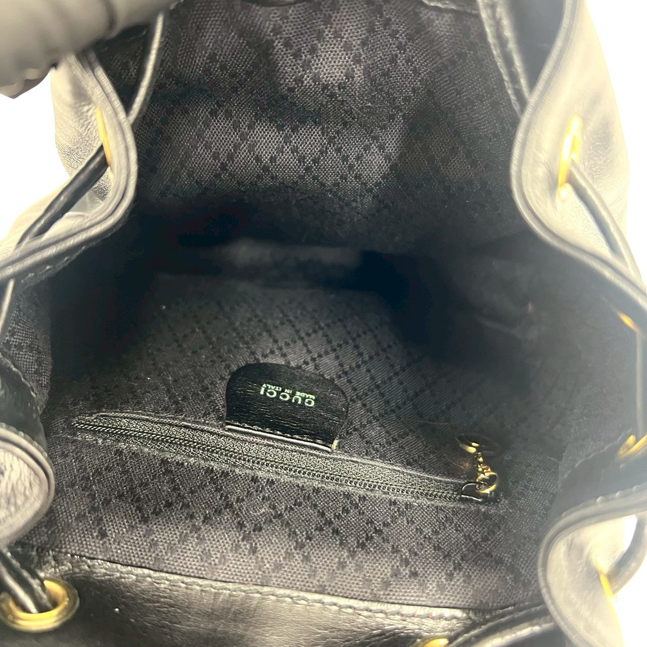 グッチ レザー ミニリュックサック
