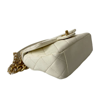 シャネル マトラッセ レザー ミニショルダーバッグ