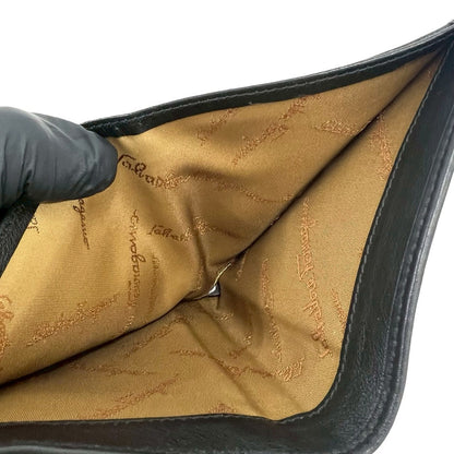 サルヴァトーレ フェラガモ キャンバス レザー二つ折り財布