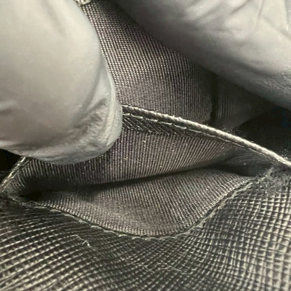 プラダ サフィアーノレザー三つ折り財布