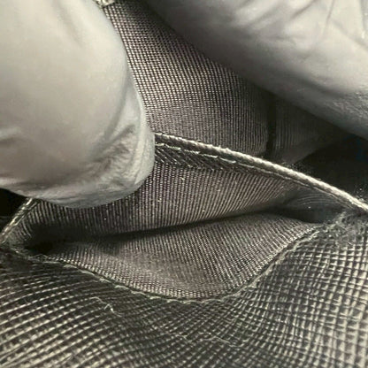 プラダ サフィアーノ レザー三つ折り財布