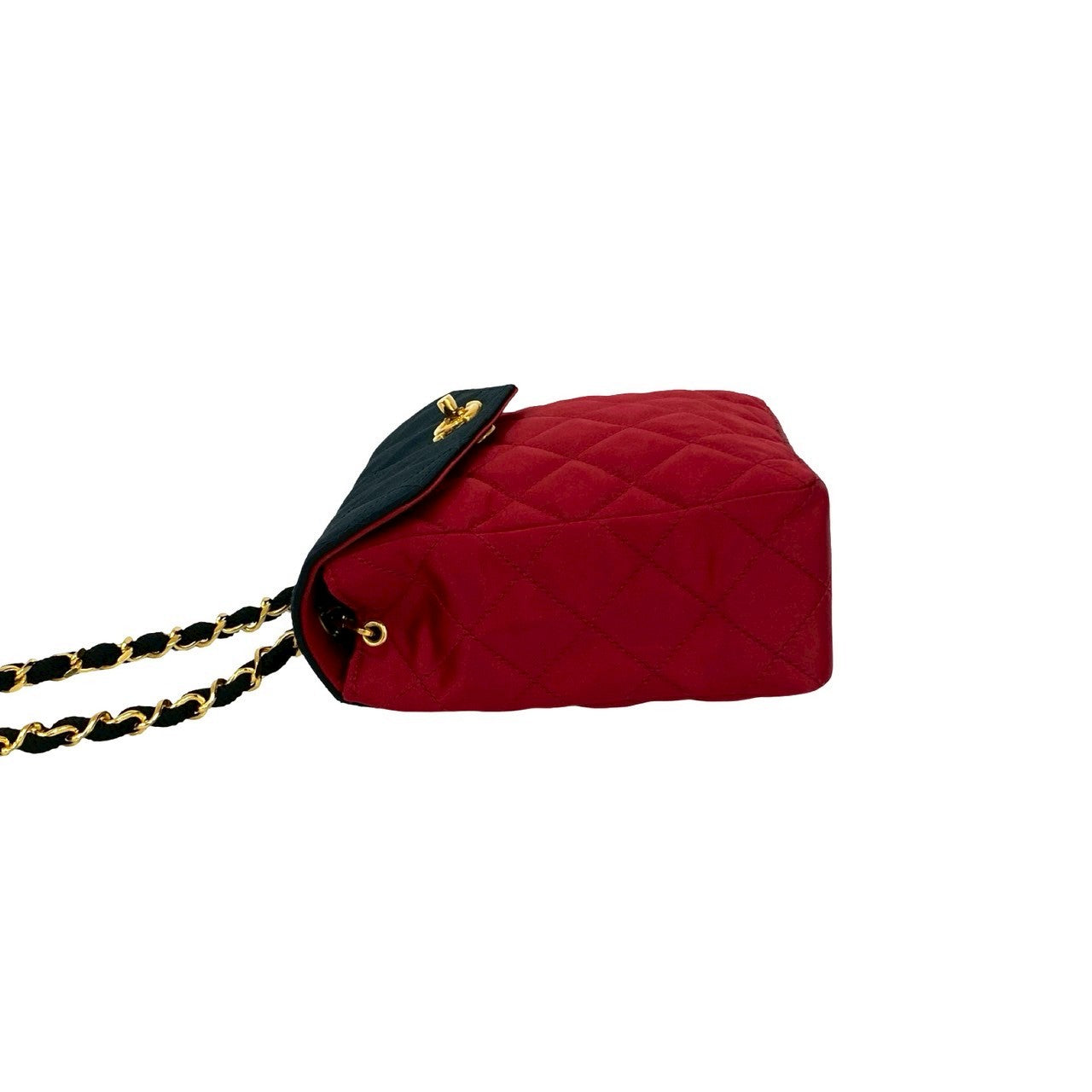 シャネル マトラッセ サテン ショルダー バッグ