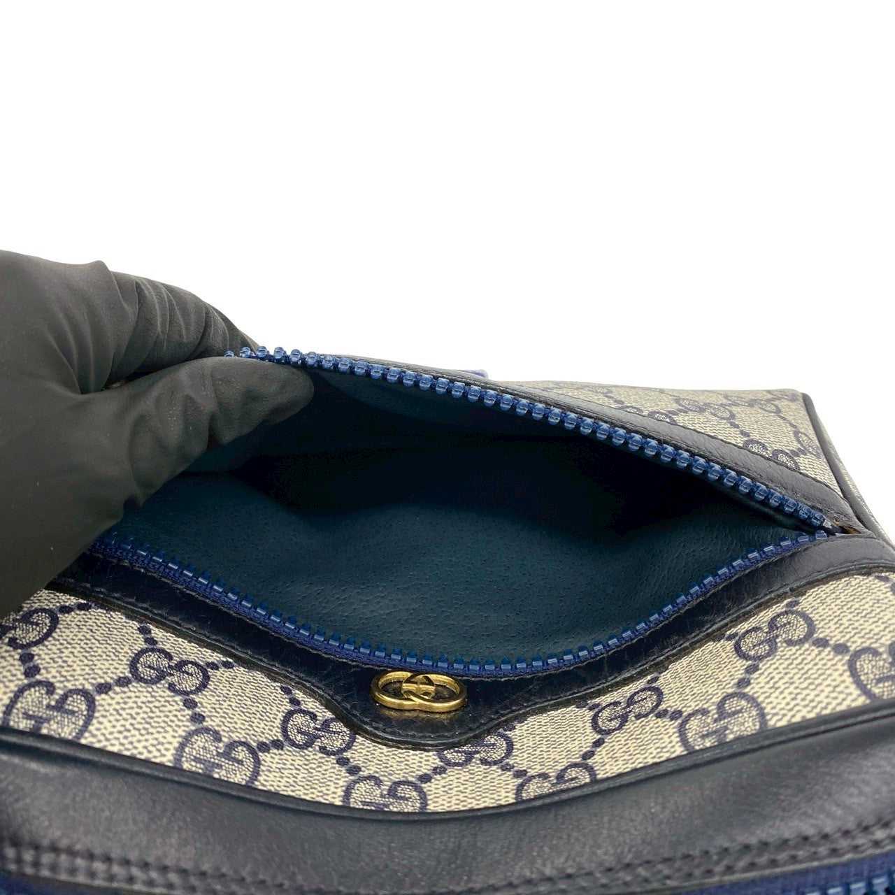 グッチ GGレザーショルダーバッグ