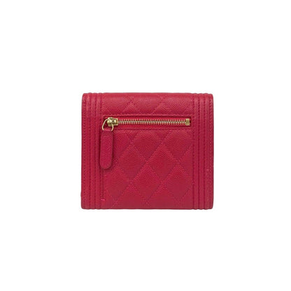 シャネルボーイシャネルキャビアスキン三つ折り財布