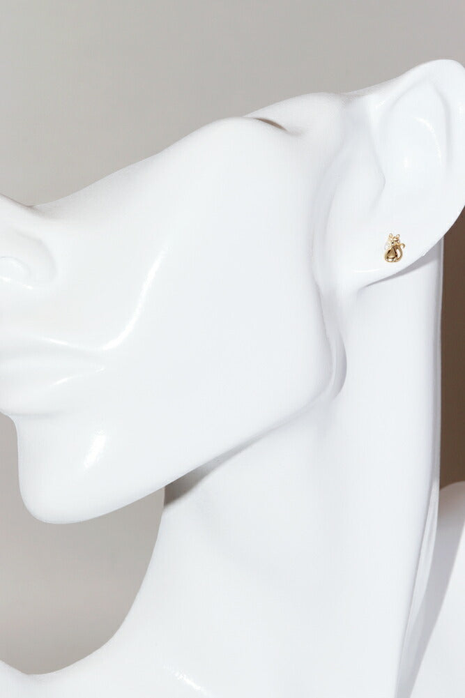 Au750 キャット ピアス