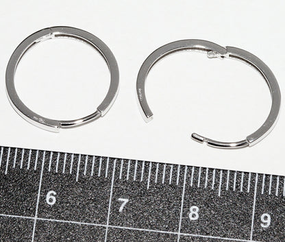 K18WGピアス