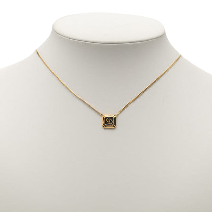 ディオール CD ロゴ スクエア ネックレス