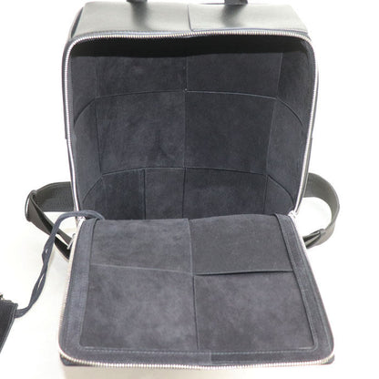 ボッテガヴェネタ マキシイントレチャート アルコ レザーリュックサック