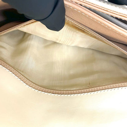 セリーヌ 馬車金具レザーショルダーバッグ